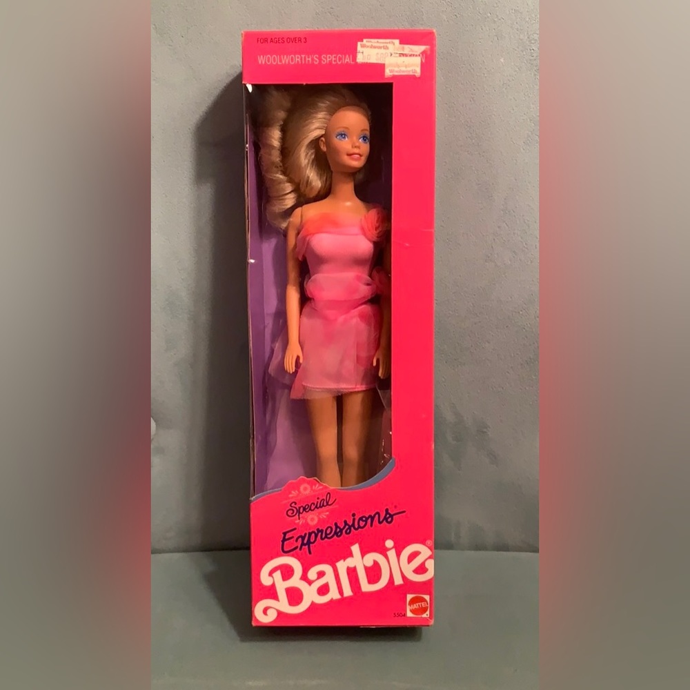 Vintage Special Expressions Barbie 90s - Woolworth exclusive - New in Box